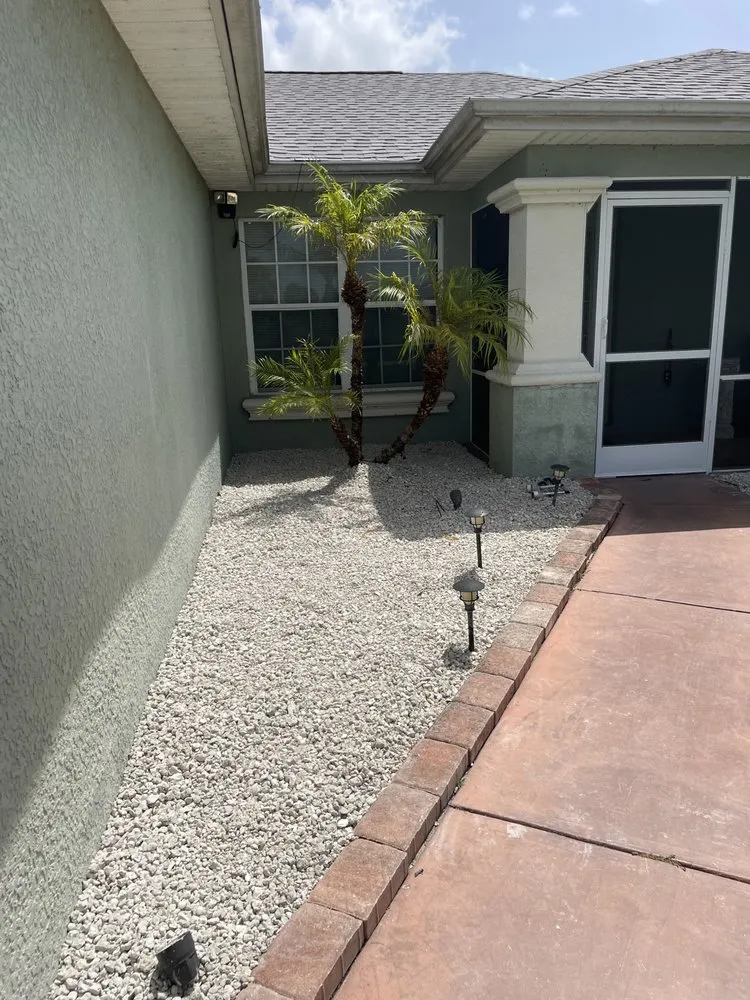 Affordable lawn care service in Fort Myers, FL by La MV Lawn Care Services