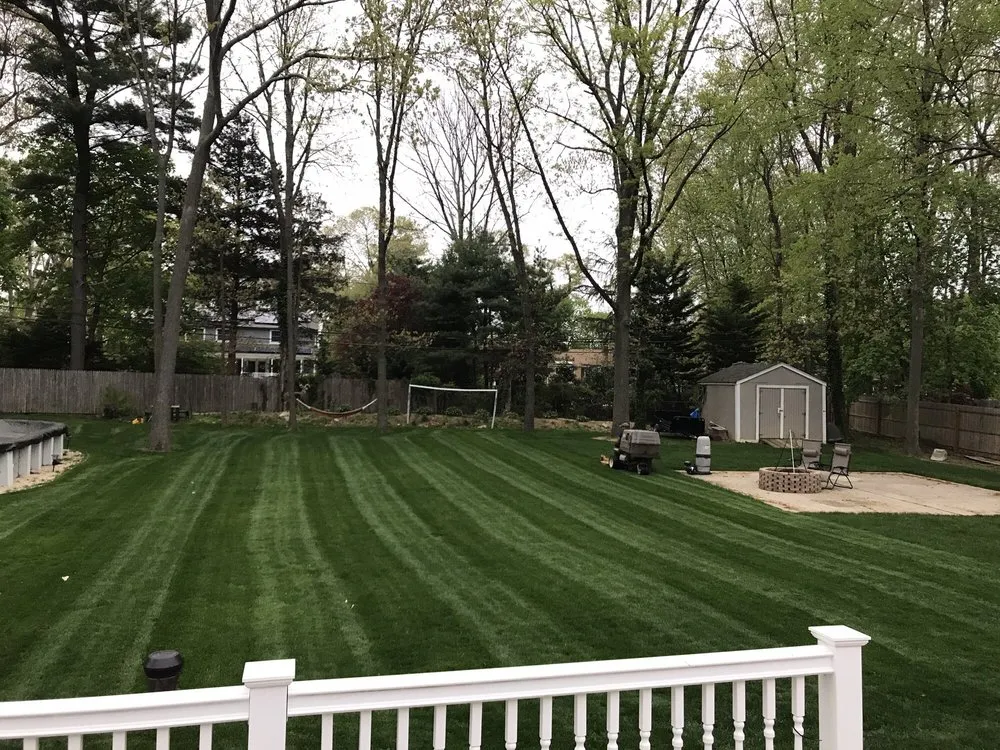 Custom landscape design experts serving Brentwood, NY - La Pista Lanscaping