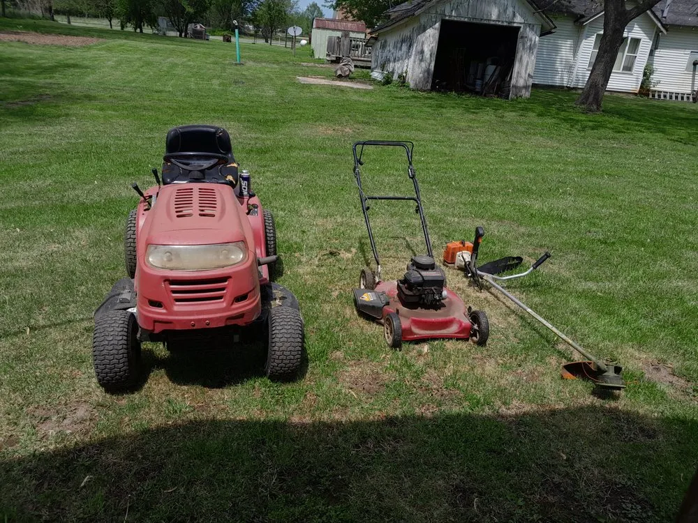 Custom landscape installation in La Plata, MO by La Plata Lawn services