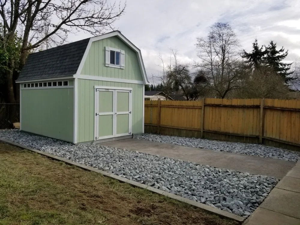 Reliable residential landscaping in Federal Way, WA by La Raza Landscaping