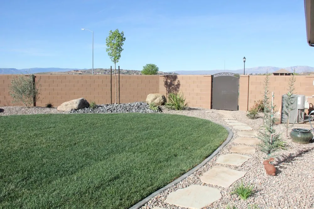 Custom landscape installation experts serving St George, UT - La Roca Landscaping