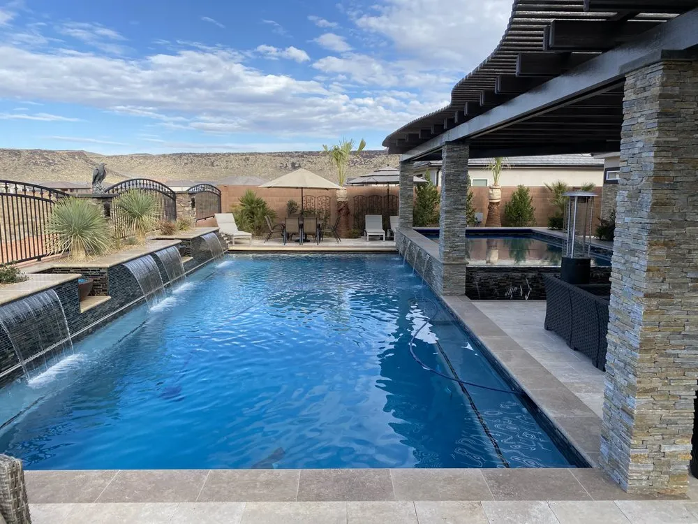 Top-rated garden landscaping in St George, UT by La Roca Landscaping