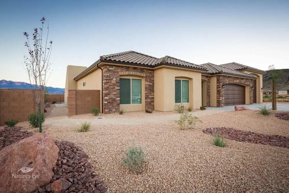 Professional lawn care service for homes across St George, UT - La Roca Landscaping