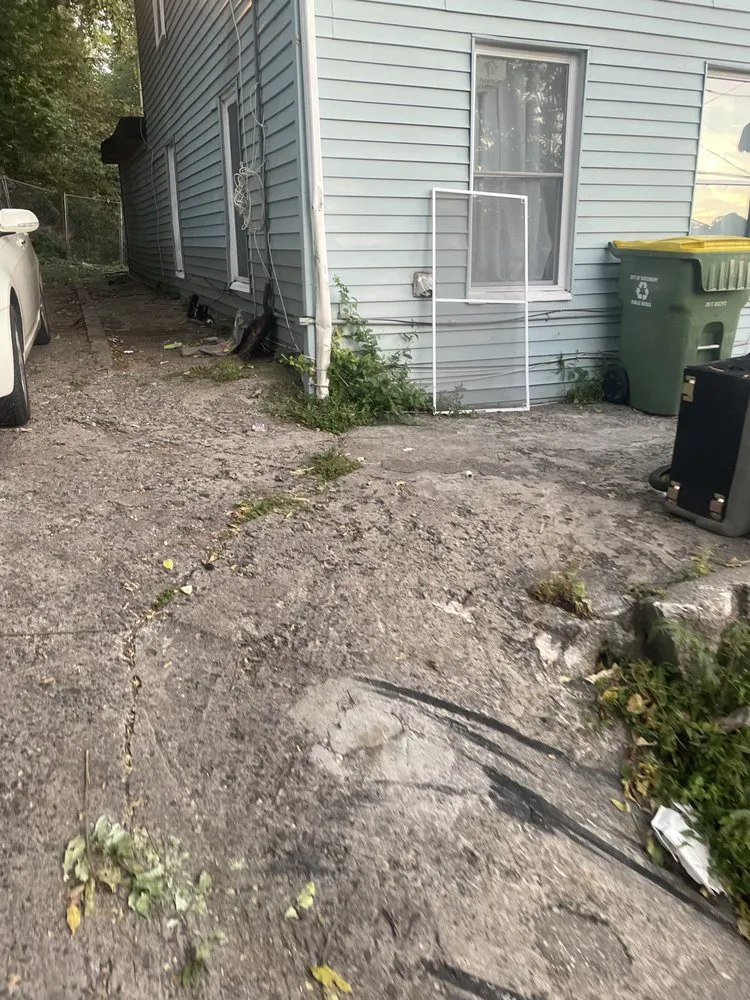 Local outdoor landscaping in Waterbury, CT by LA Scapes