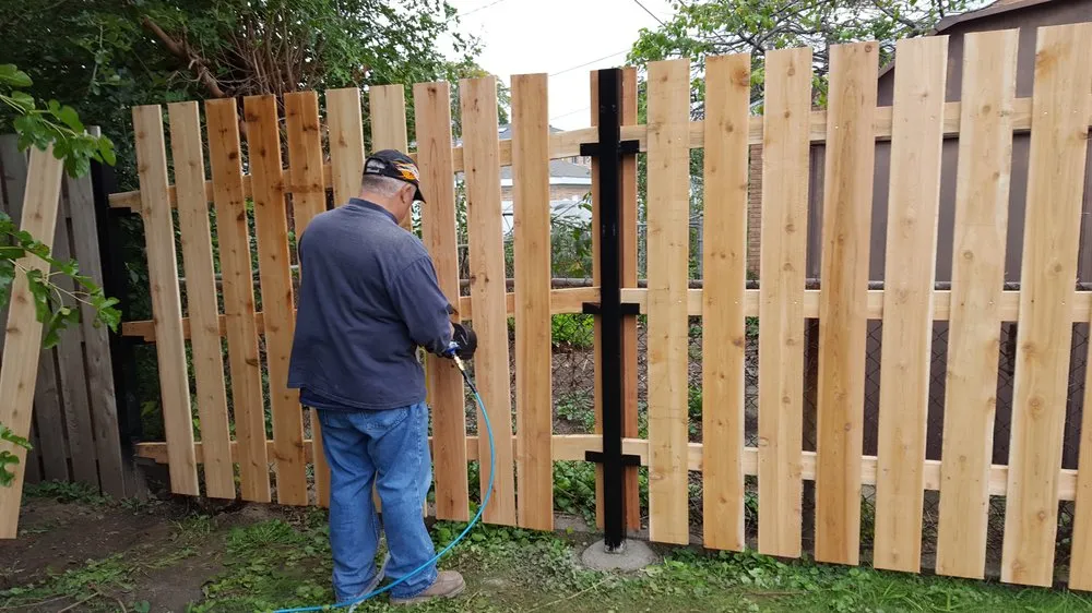 Expert yard maintenance for homes across Chicago, IL - LA Services