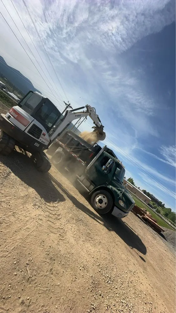 Reliable landscaping services in El Prado, NM by L&A Superior Grounds