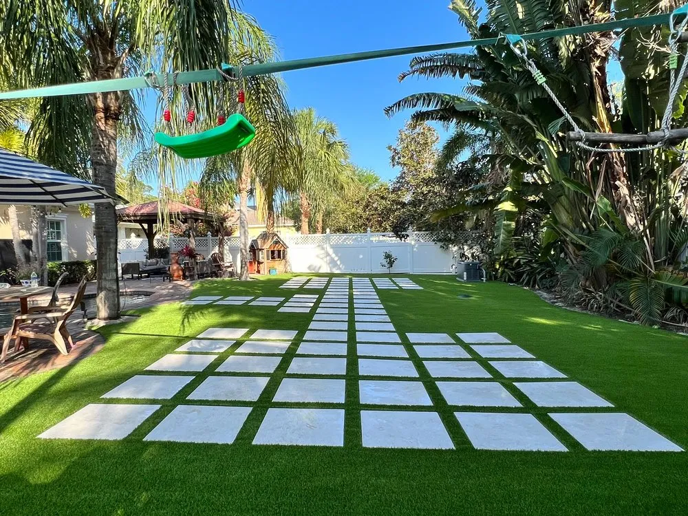 Affordable garden landscaping in Boynton Beach, FL by LA Turf & Paver