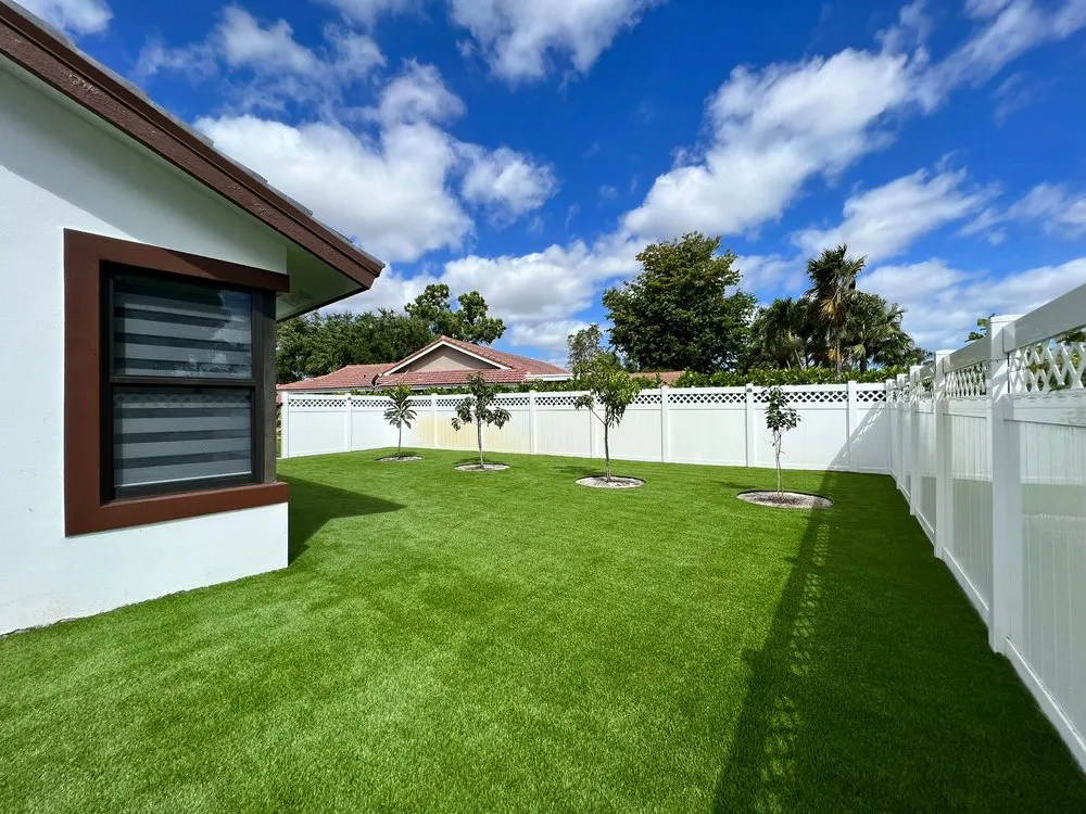 Trusted lawn mowing service experts serving Boynton Beach, FL - LA Turf & Paver