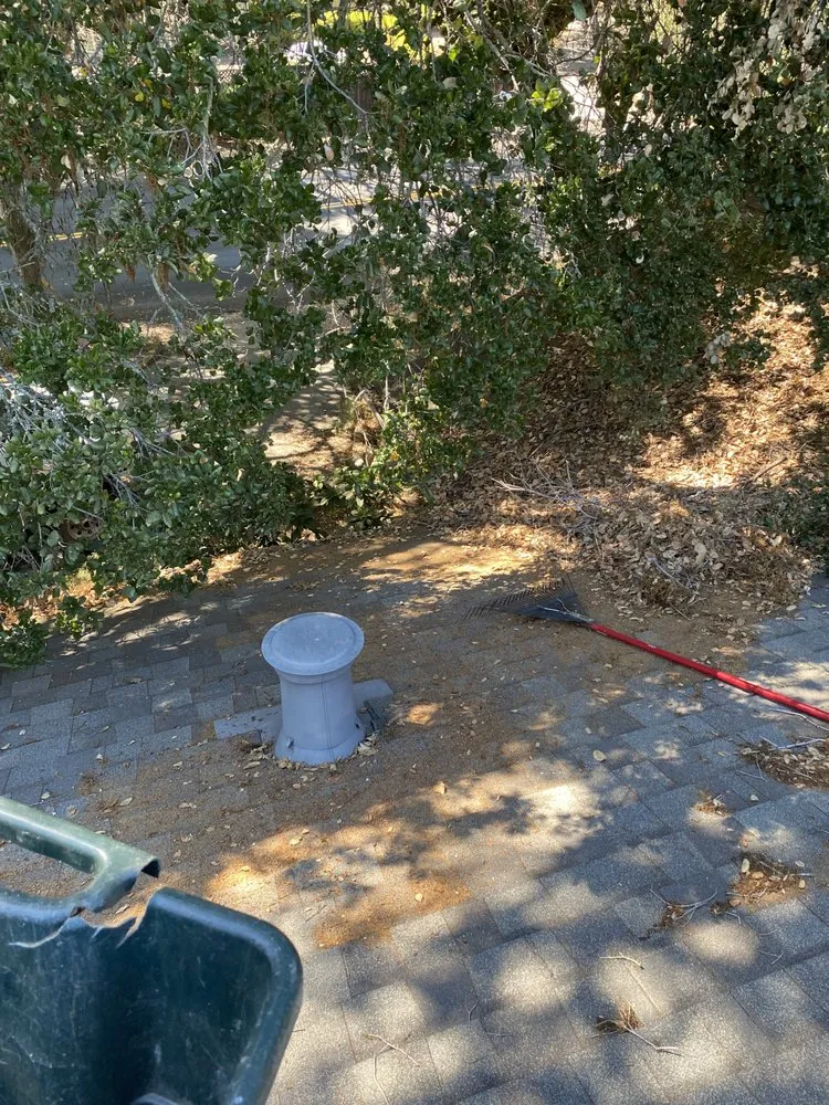 Custom lawn mowing service in Watsonville, CA - La Villita Landscaping