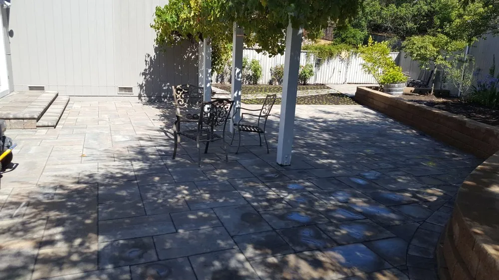 Custom residential landscaping experts serving Penngrove, CA - La Zucena Concrete and Landscaping