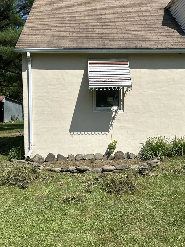 Professional yard cleanup service experts serving Erin, NY - Labar’s Contracting and Landscaping