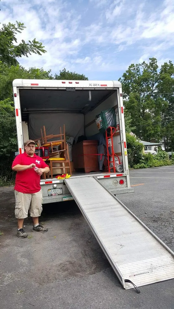 Trusted garden landscaping in Montgomery, PA - Labor Muscles