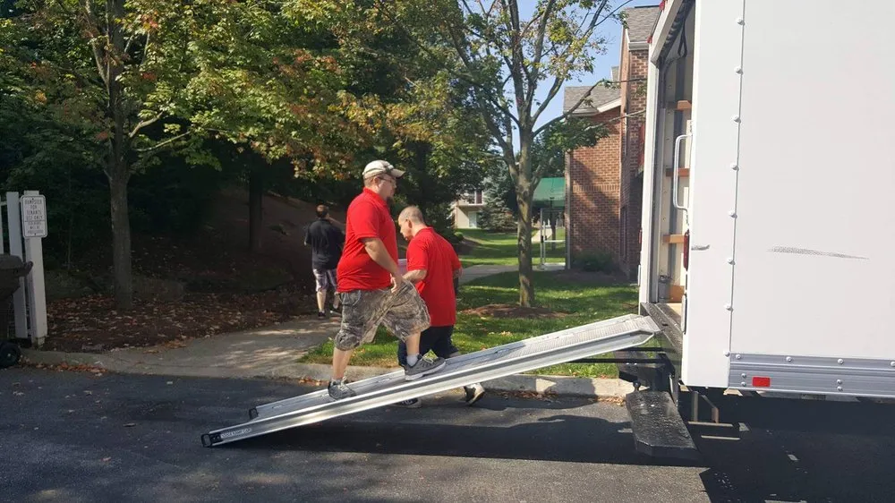 Trusted yard cleanup service for homes in Montgomery, PA by Labor Muscles