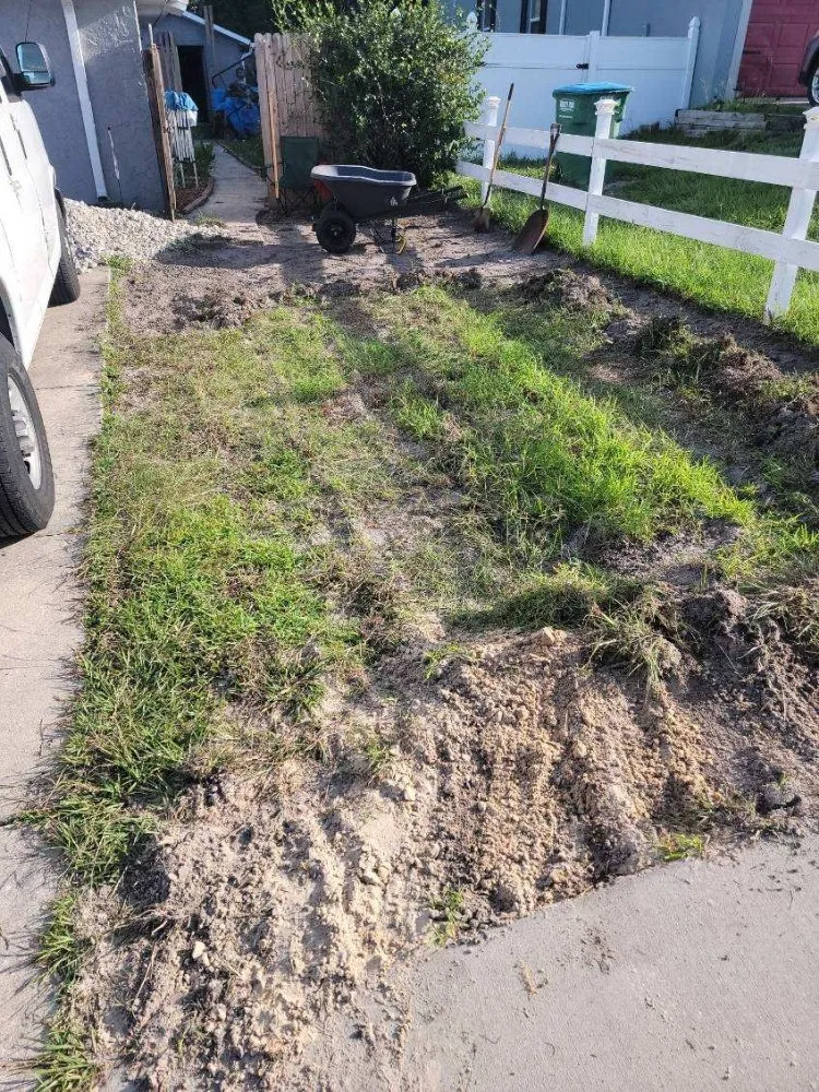 Professional landscaping services experts serving Deltona, FL - Labor of Love