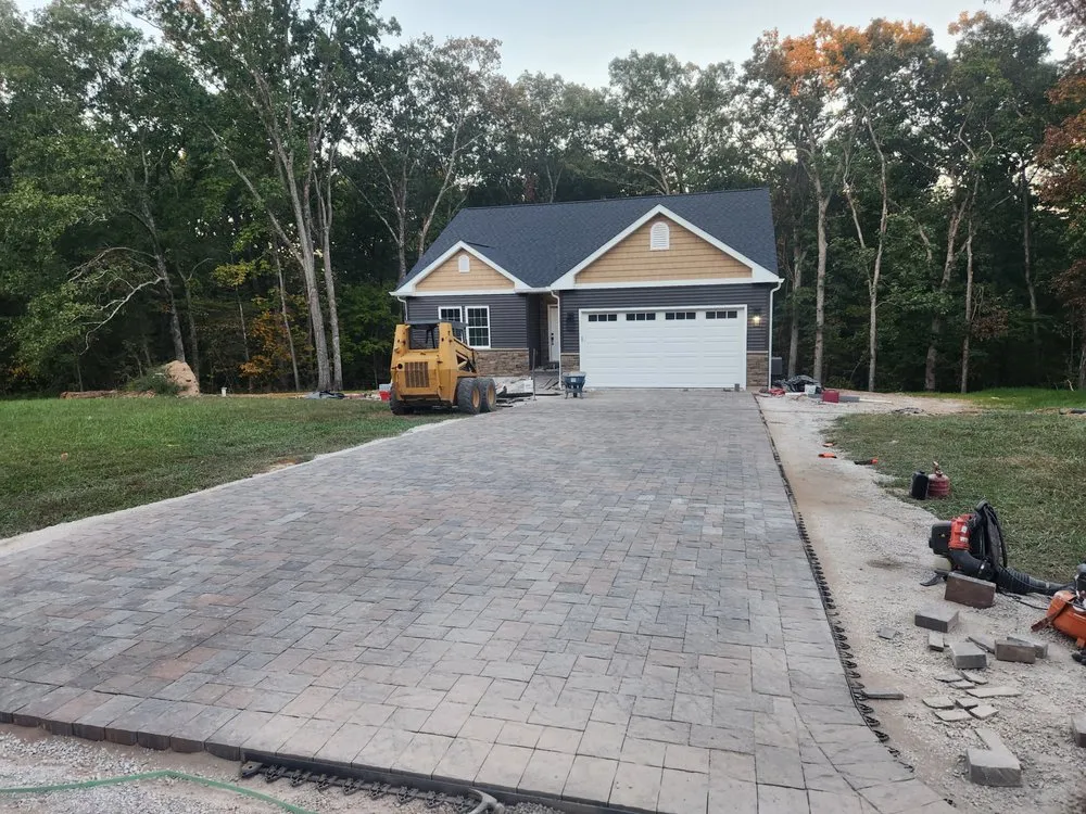 Custom lawn care service in Chesterfield, MO - LaborTech Landscaping