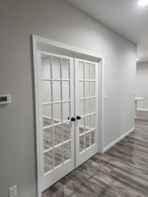 LaborTech Landscaping Logo