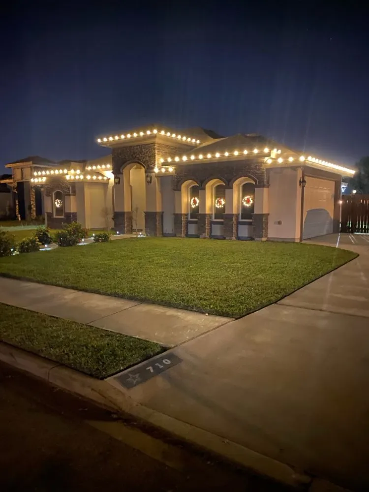 Affordable residential landscaping in Weslaco, TX by Labra & Son's Gardens