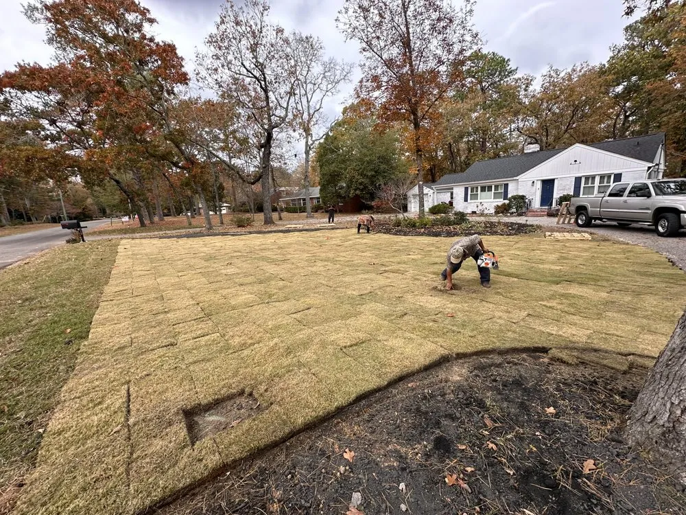 Reliable yard maintenance experts serving New Ellenton, SC - Labra Landscaping