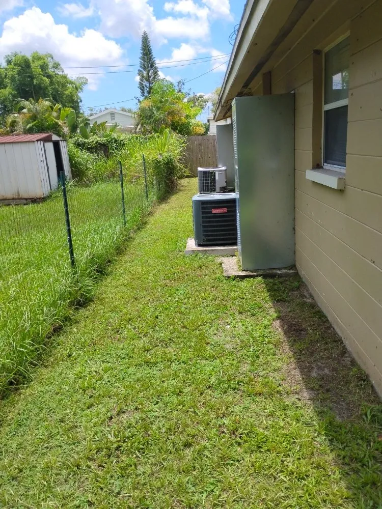 Expert outdoor landscaping experts serving Largo, FL - Labrador Lawn Care and Mulch