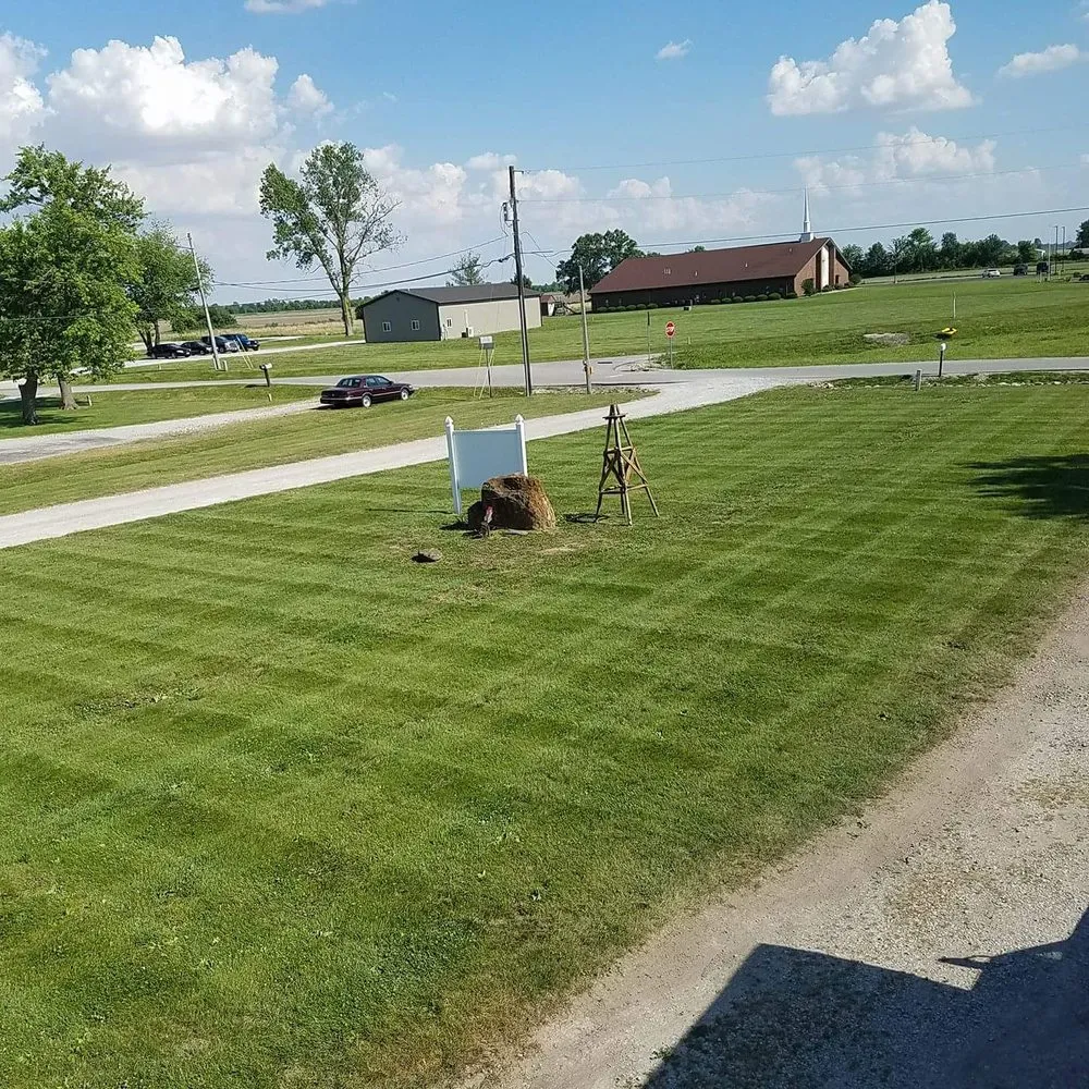 Reliable garden landscaping for homes in Staunton, IL by LAC Lawn Care