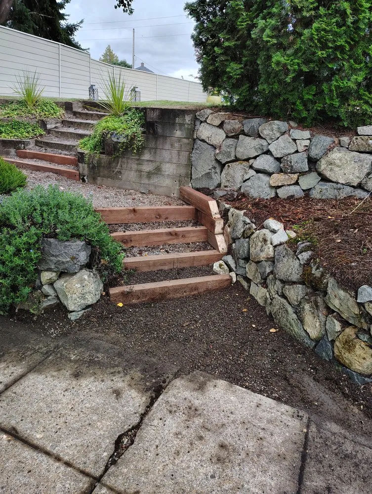 Affordable residential landscaping experts serving Tacoma, WA - Lacey's Landscaping