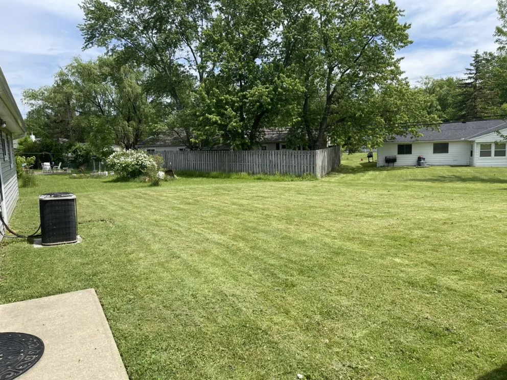 Top-rated yard maintenance for residential properties in Mayfield, OH by Lackeys Incredible Landscaping