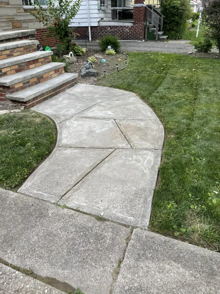 Expert landscaping services experts serving Mayfield, OH - Lackeys Incredible Landscaping