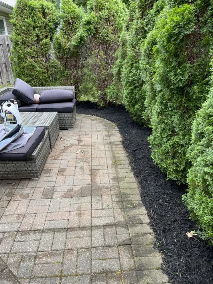 Professional yard cleanup service for homes in Mayfield, OH by Lackeys Incredible Landscaping