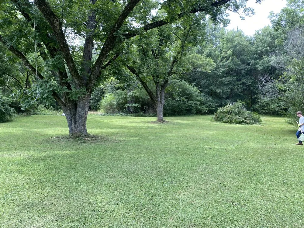 Reliable lawn care service in Griffin, GA by Lackey’s Lawn Care