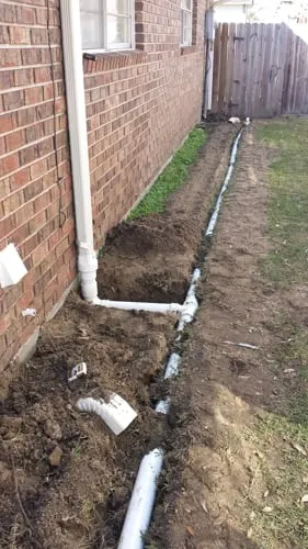 Professional garden landscaping in Kenner, LA by Lacoste Lawn Maintenance