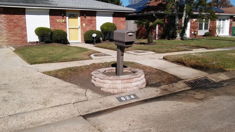 Professional yard cleanup service for year-round maintenance across Kenner, LA - Lacoste Lawn Maintenance