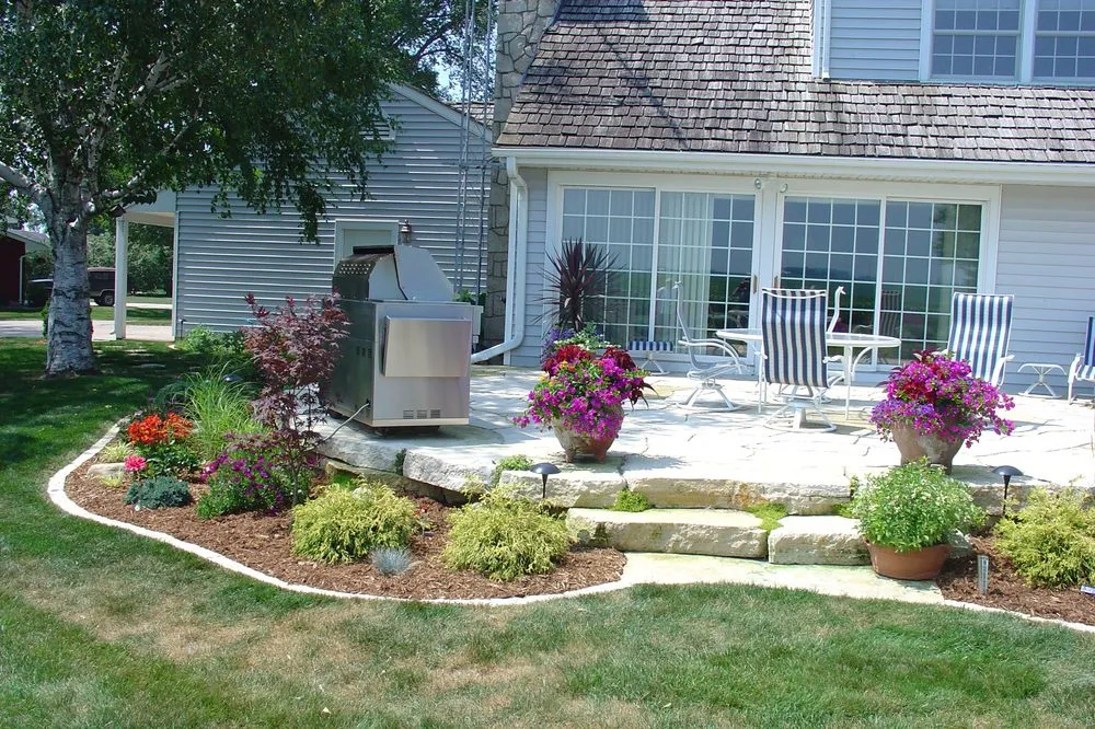 Affordable residential landscaping for beautiful yards in Conrad, IA by Ladehoff Landscaping