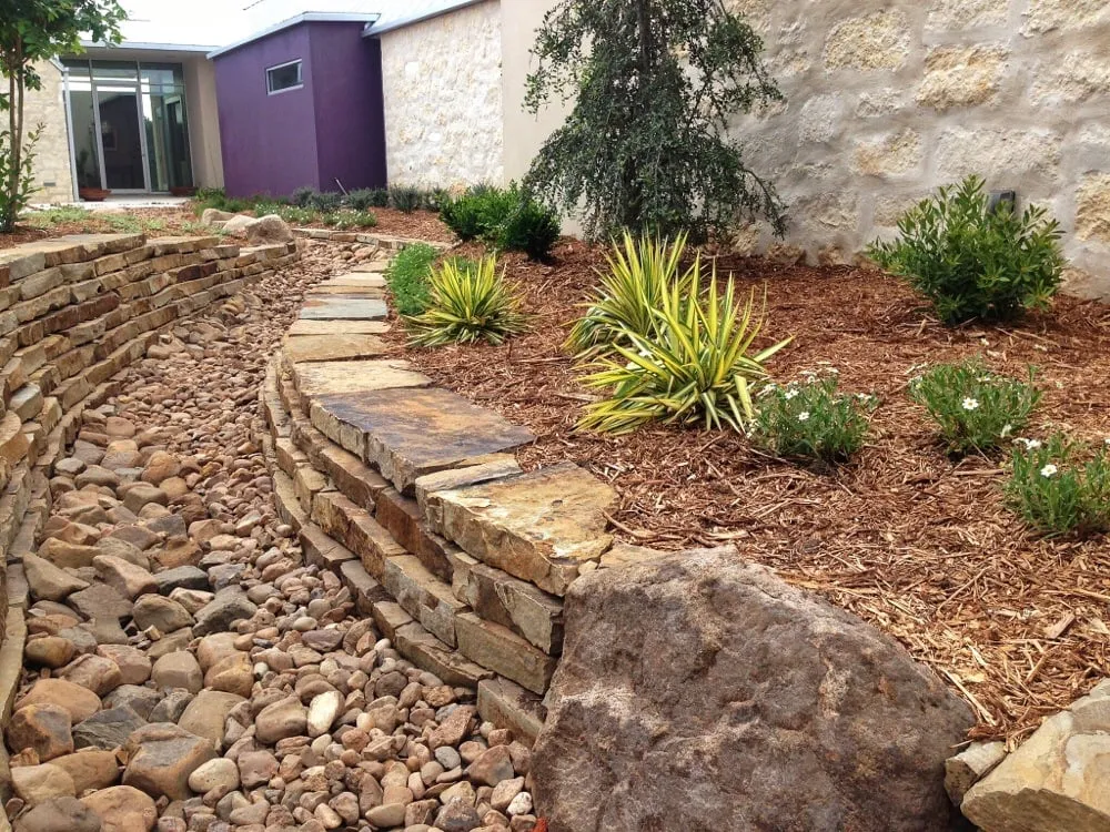Expert yard maintenance experts serving New Braunfels, TX - Ladera Design