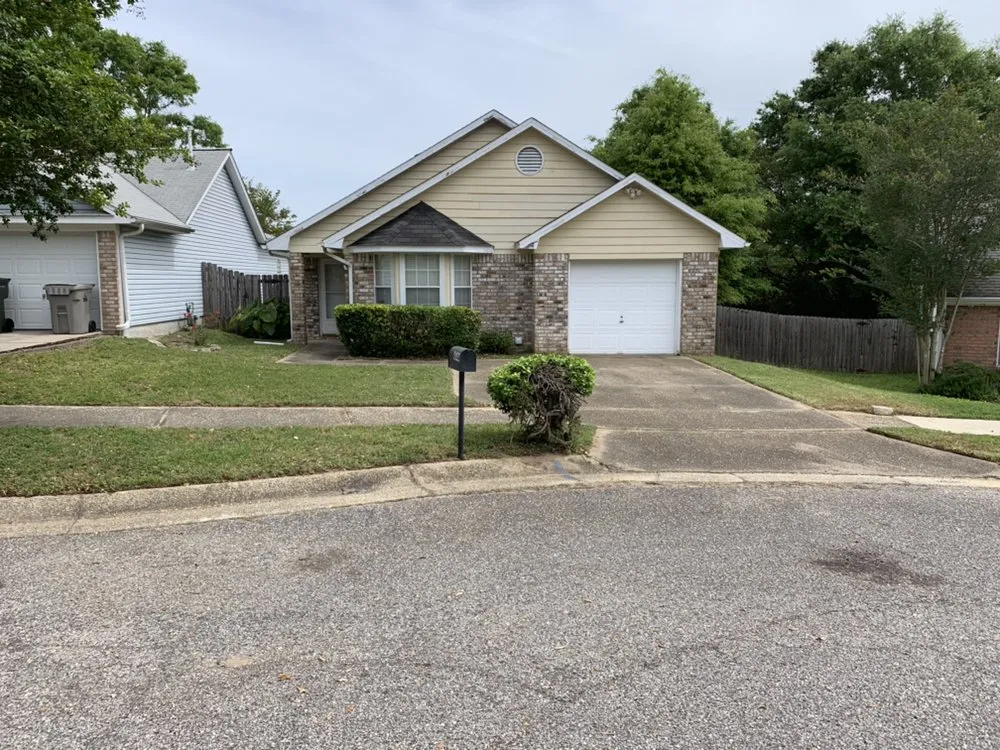 Top-rated lawn care service experts serving Pensacola, FL - Ladybug Landscaping