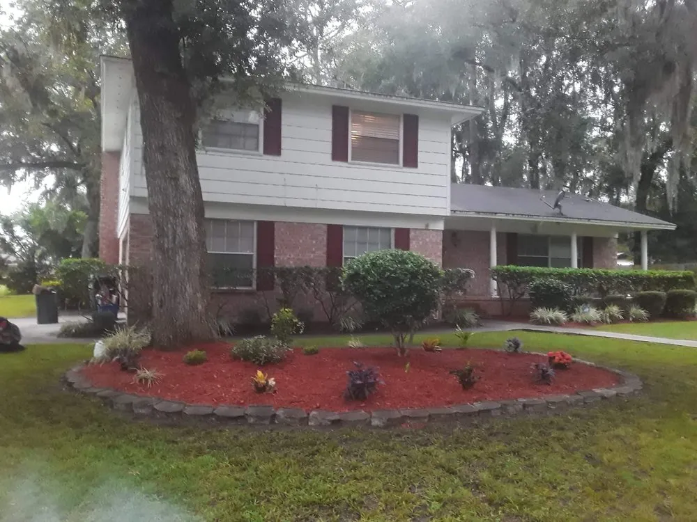 Reliable garden landscaping experts serving Jacksonville, FL - Ladycat's Lawns, Landscaping and More
