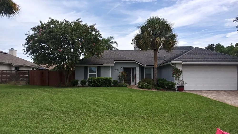 Local landscape design experts serving Jacksonville, FL - Ladycat's Lawns, Landscaping and More