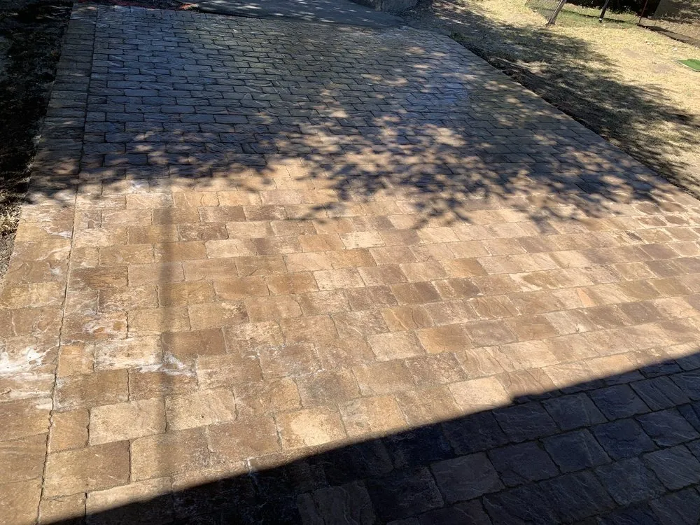 Trusted lawn mowing service for residential properties in San Jose, CA by Lagarto's Gardening