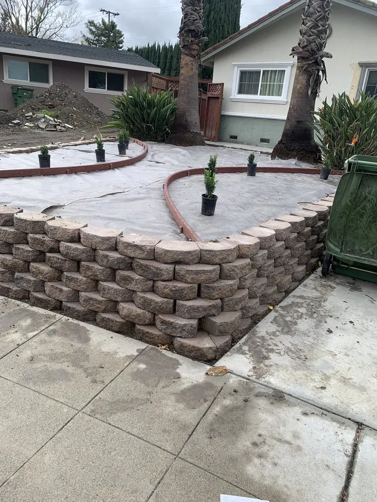 Reliable yard cleanup service for outdoor upgrades in San Jose, CA by Lagarto's Gardening