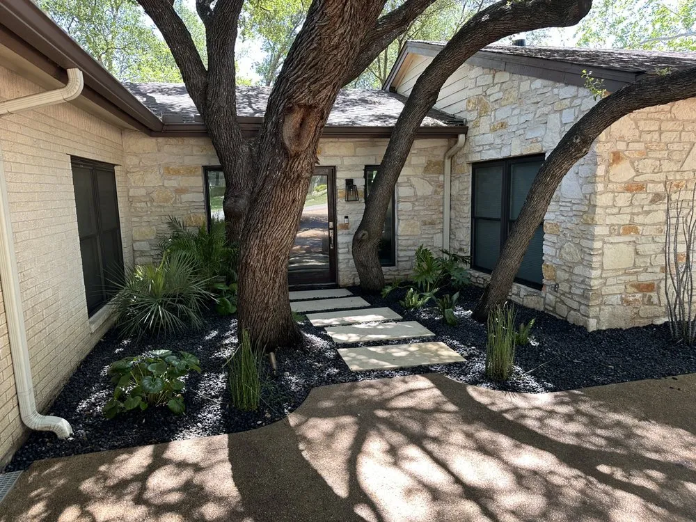 Top-rated outdoor landscaping for beautiful yards in Jonestown, TX by Lago Vista Landscapes & Design