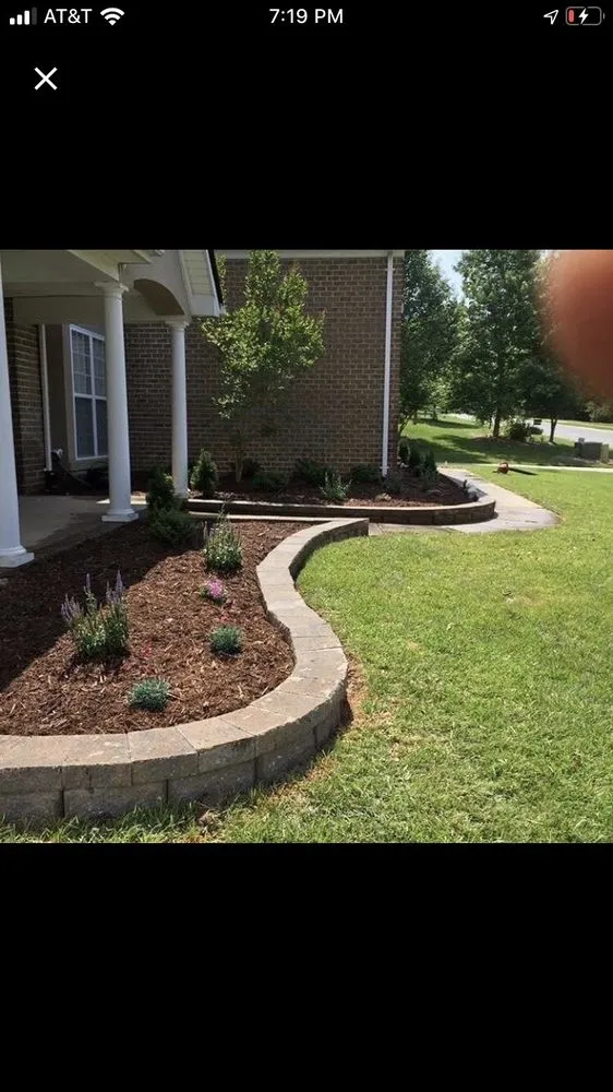 Custom garden landscaping in Lancaster, SC by Lagoscape