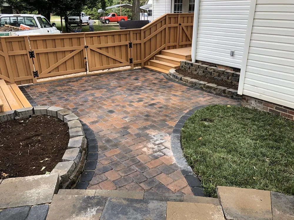 Top-rated lawn care service in Lancaster, SC - Lagoscape