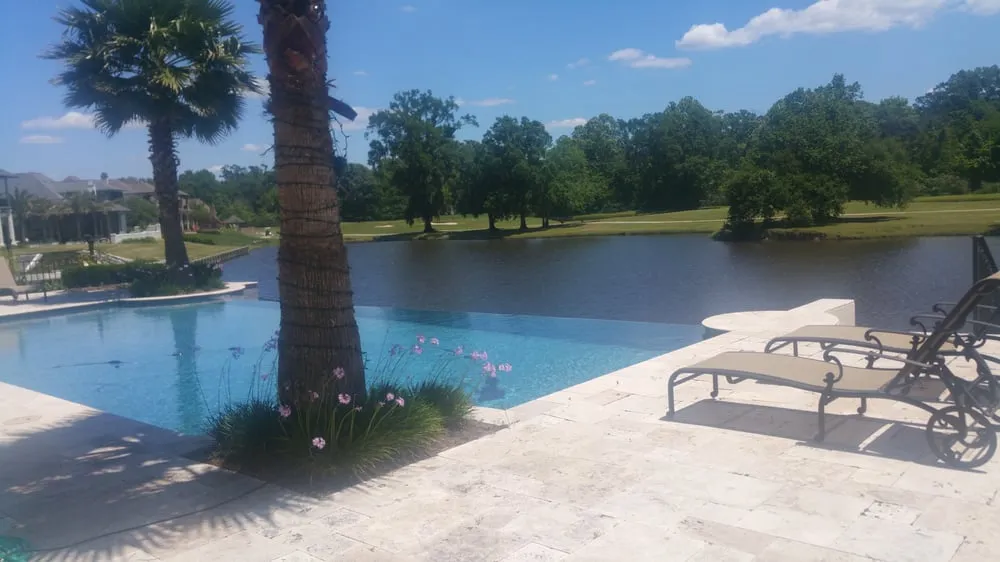 Professional outdoor landscaping in Baton Rouge, LA by Lagreen Landscape