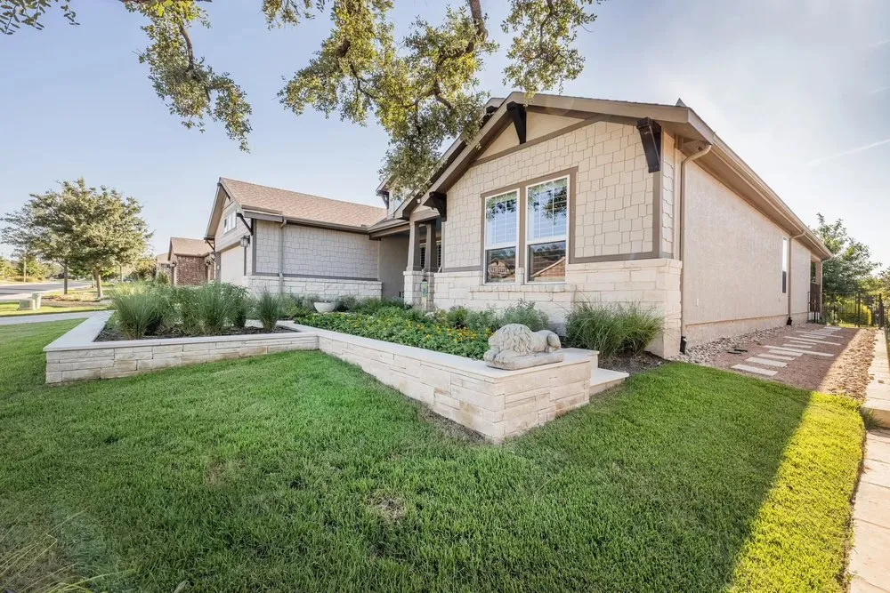 Affordable residential landscaping experts serving Austin, TX - Laguna Landscaping & Construction
