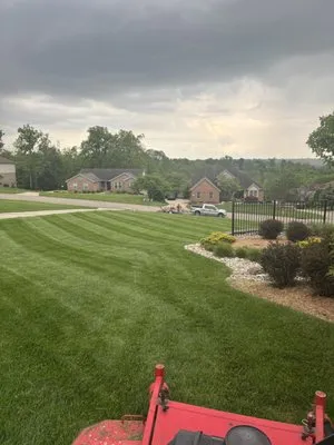 Laib Land and Lawn Logo