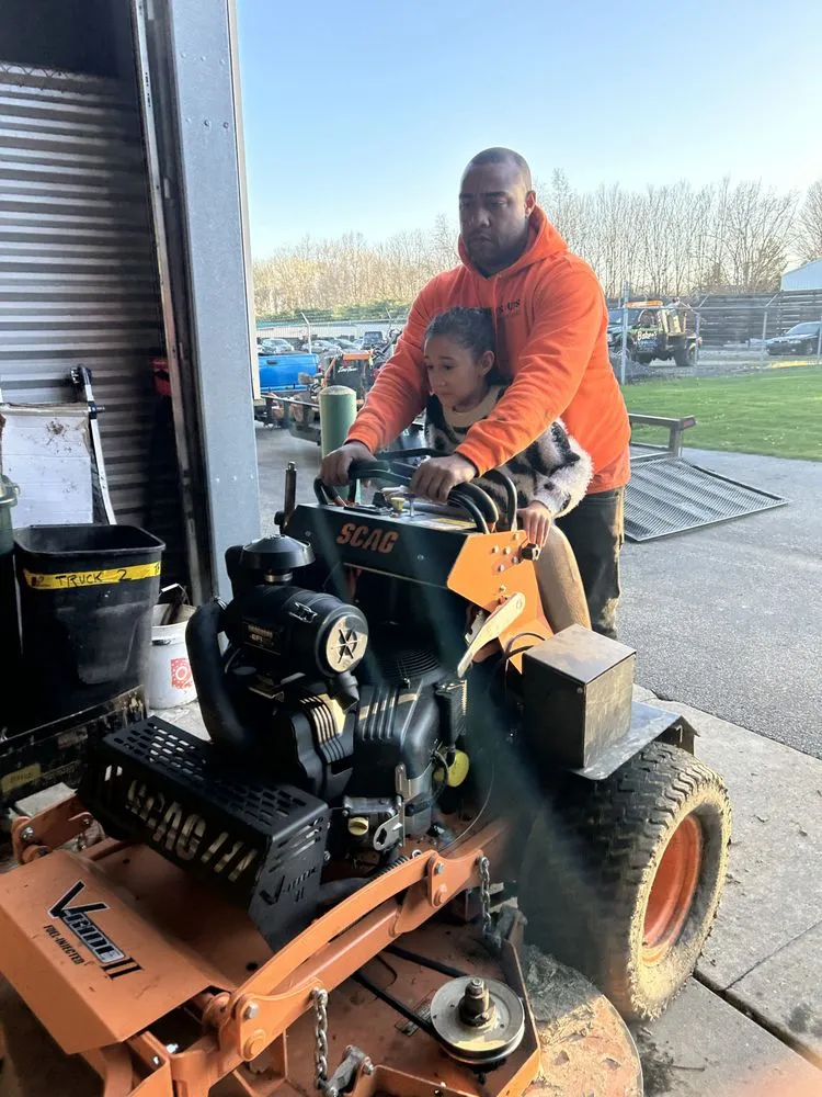 Reliable landscape design in Kent, OH by Lainey’s Cuts