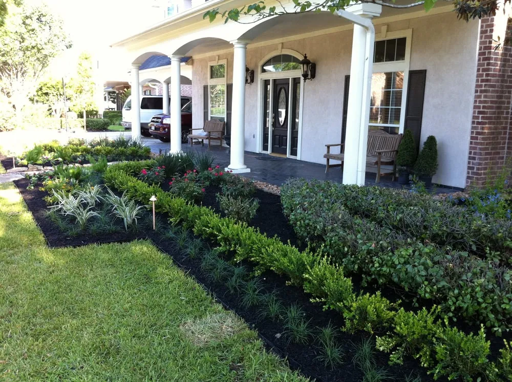 Affordable outdoor landscaping in Houston, TX by Laird Landscaping