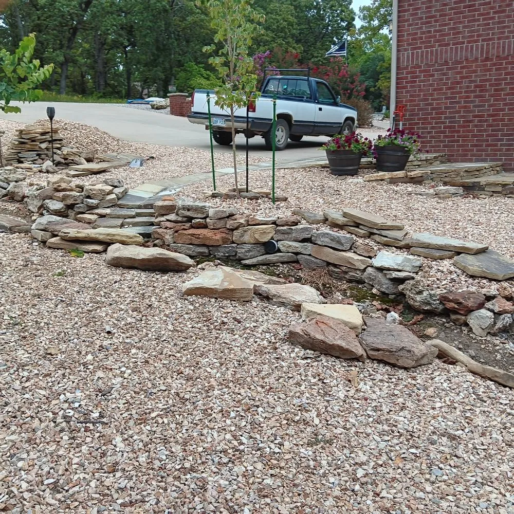 Local yard maintenance near you in Shell Knob, MO by Lake Coast Yard Customs