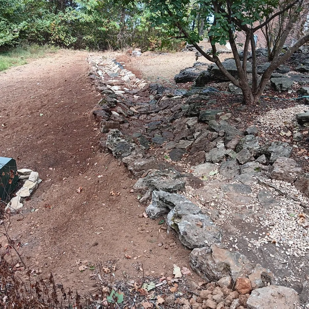 Expert outdoor landscaping experts serving Shell Knob, MO - Lake Coast Yard Customs