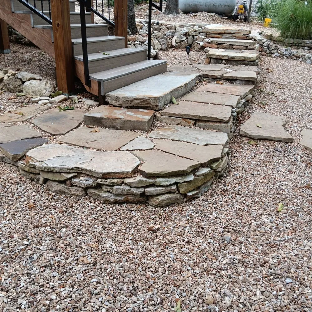 Local lawn care service experts serving Shell Knob, MO - Lake Coast Yard Customs