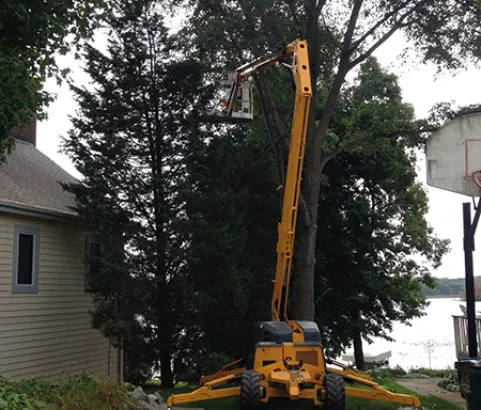 Custom landscape design experts serving Delafield, WI - Lake Country Landscaping